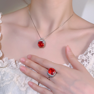 Exquisite Necklace and Ring for Women - A Timeless Piece of Elegance
