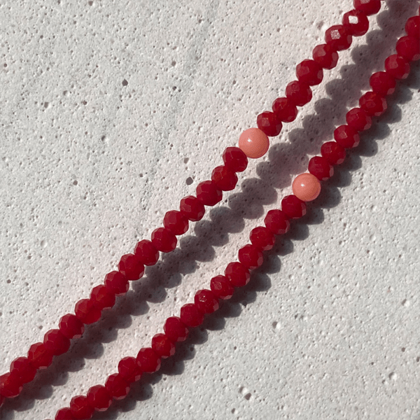 "Vintage Romance" - Women's Handmade Red Beaded Necklace, Retro Crystal Coral, Exuding Elegance and Sophistication - Image 4