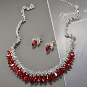 Elegant Zirconia Glass Necklace Earrings Set for Women - A Timeless Piece of Elegance