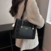 Fashionable Women's Single Shoulder Handbag - Black and Brown Waterproof Commuter Bag - Image 4