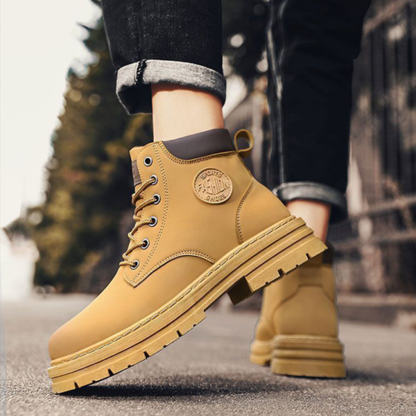 Fashionable Men's Casual Martin Boots - Black/Yellow - Image 3