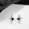 "Irregular Charm: Asymmetrical Star-Shaped Lock Necklace with Minimalist Pendant" - Image 9